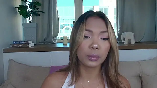 Debra Fox online show from March 26, 11:08 am