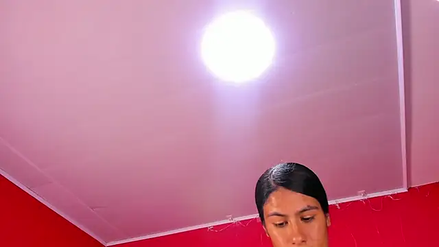 ailyn-18 online show from March 6, 11:55 pm