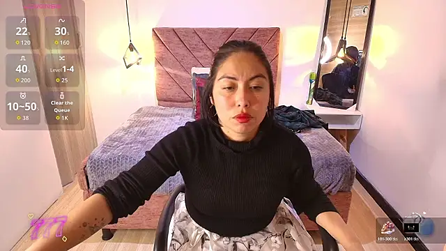 Amanda Fox   online show from March 14, 8:15 pm