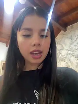 Tamara Ferrer online show from April 9, 11:05 am