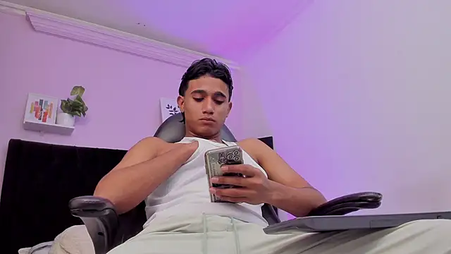 Morgan Bladee online show from April 15, 4:40 am