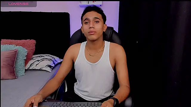 Morgan Bladee online show from March 12, 2:32 pm