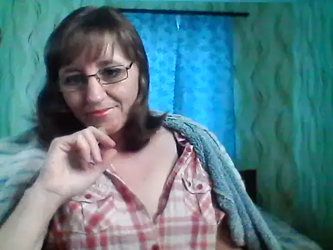 Alisaprice077 online show from April 3, 7:59 am