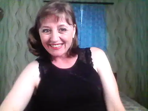 Alisaprice077 online show from May 1, 4:01 pm