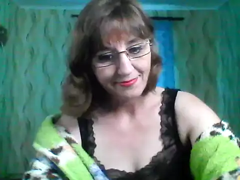 Alisaprice077 online show from May 31, 12:22 pm