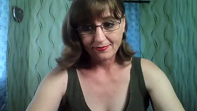 Alisaprice077 online show from June 29, 10:37 am