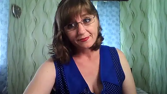 Alisaprice077 online show from June 30, 11:54 am