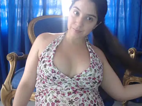 Snapshot of pregnant_beauty chatting on March 27, 6:42 pm pregnant beauty online show from March 27, 6:42 pm
