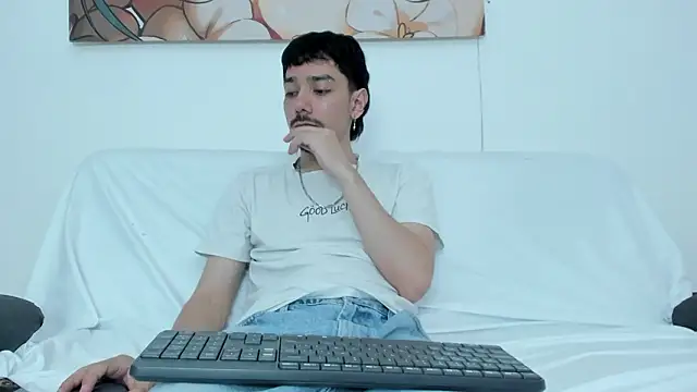 finn jackson online show from March 18, 8:10 pm