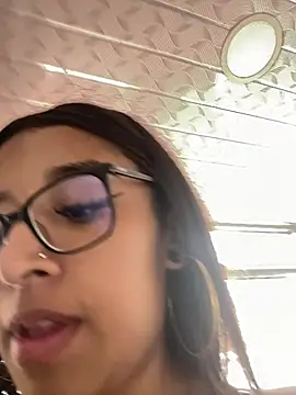 chanell pinkk online show from March 18, 2:19 pm