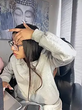 chanell pinkk online show from March 12, 1:26 pm