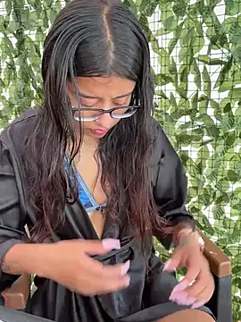 chanell pinkk online show from March 21, 1:48 pm