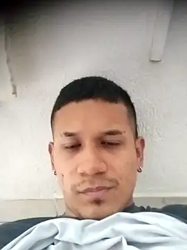 Snapshot of Paisa__Col77 chatting on March 21, 9:08 pm Paisa Col77 online show from March 21, 9:08 pm