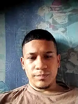 Snapshot of Paisa__Col77 chatting on March 29, 6:20 pm Paisa Col77 online show from March 29, 6:20 pm