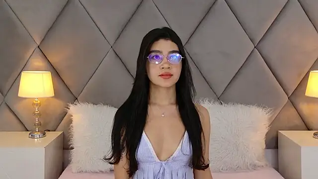 OliviaDiaz online show from April 30, 8:16 pm
