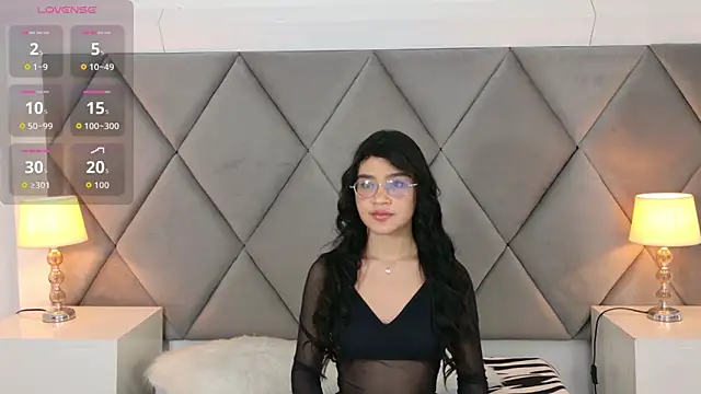 OliviaDiaz online show from March 31, 7:16 pm