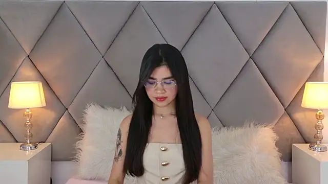 OliviaDiaz online show from June 2, 8:09 pm