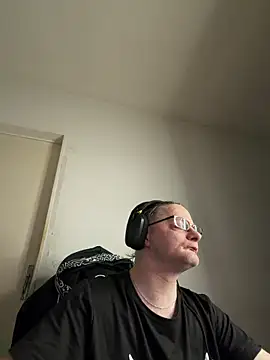 Darkzhor online show from March 12, 5:24 am