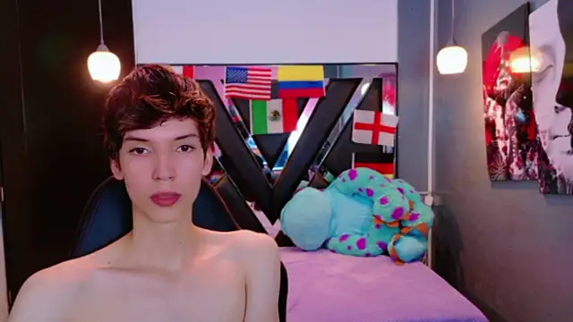 Stefany PiInk online show from June 12, 12:47 pm