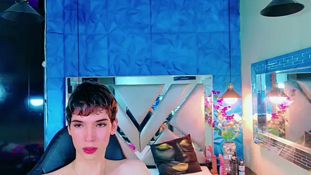 Stefany PiInk online show from May 28, 12:11 pm