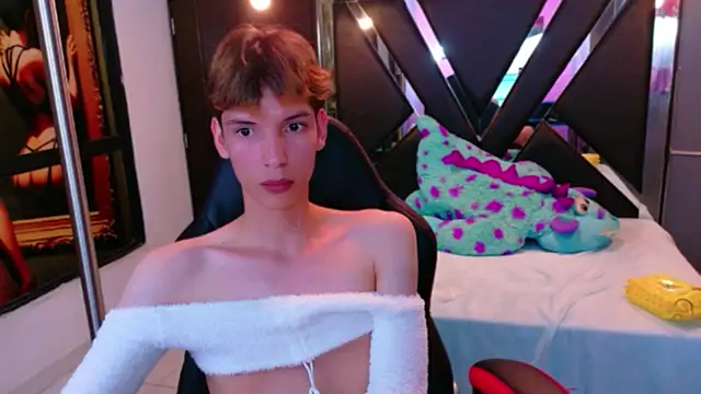 Stefany PiInk online show from April 7, 12:56 am