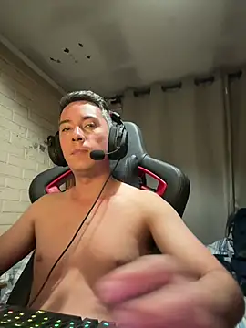 Cr1sXPorn online show from March 7, 1:01 am