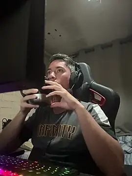 Cr1sXPorn online show from March 22, 3:21 am