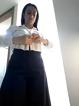 BrendaCantorel online show from April 14, 9:25 am