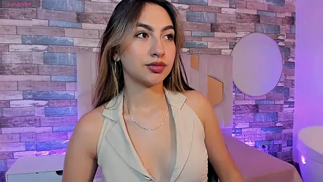 cloe 1tay online show from April 14, 3:11 am