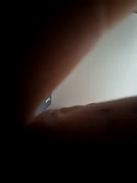 XXBigStrokesXX online show from March 23, 8:03 am