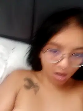 Dhalia Noctis online show from March 14, 5:08 pm