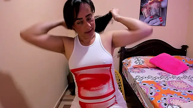 sara florez12 online show from April 8, 11:12 am