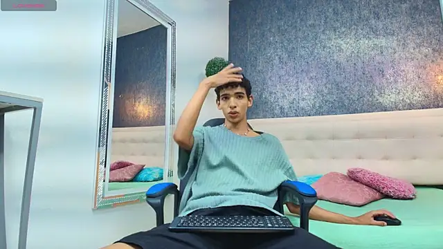 ValeriHot 1 online show from July 15, 7:54 pm