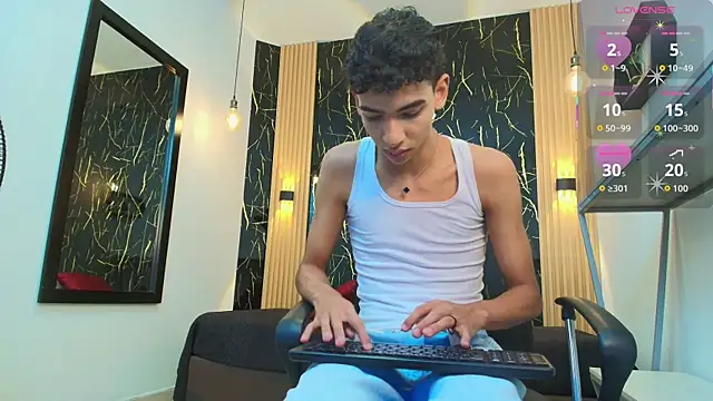 ValeriHot 1 online show from May 24, 2:44 am