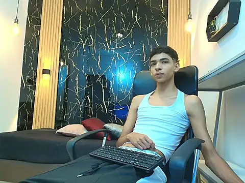 ValeriHot 1 online show from March 13, 3:11 am