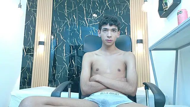 ValeriHot 1 online show from June 17, 3:06 am