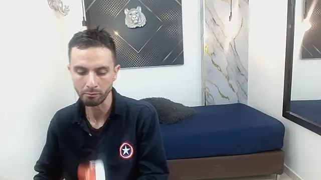 KingOfTemptation online show from March 13, 3:33 am