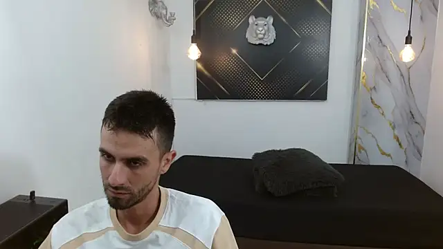 KingOfTemptation online show from March 11, 3:00 am