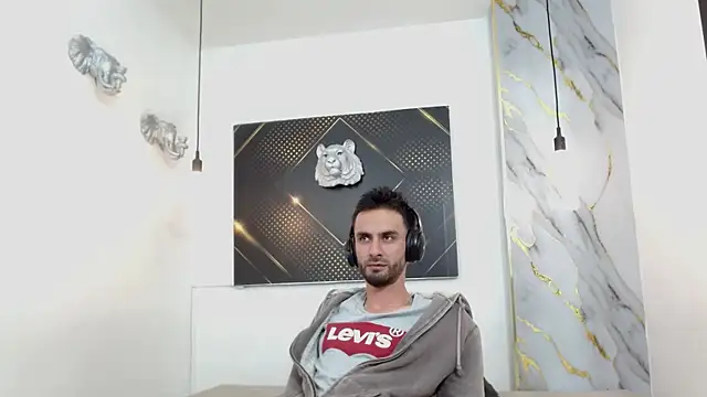 KingOfTemptation online show from April 15, 3:23 am