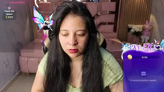 Snapshot of sara_tellez_s chatting on June 25, 3:04 am sara tellez s online show from June 25, 3:04 am