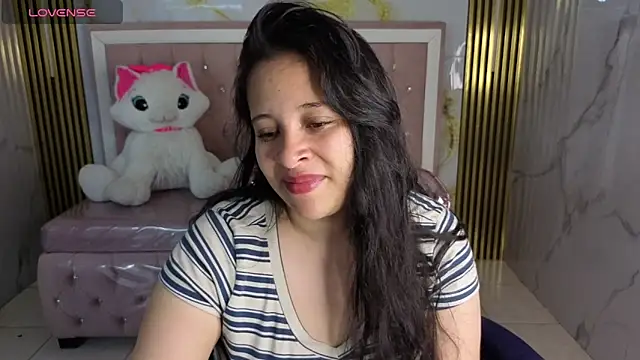 sara tellez s online show from May 23, 3:16 am