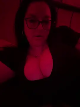 naturalboobsF online show from March 29, 4:25 am