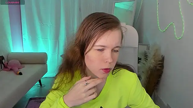 AriaGracen online show from April 15, 8:31 am