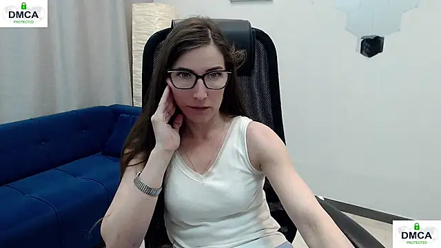 Snapshot of eva_lady chatting on May 17, 8:58 am eva lady online show from May 17, 8:58 am