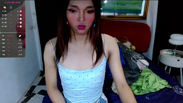 bigcock carla07 online show from April 4, 2:18 am