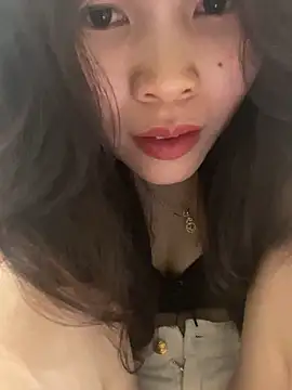 Lyn baby online show from April 28, 6:01 pm