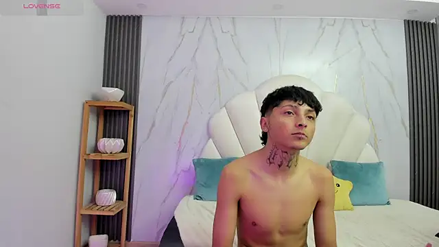 Sky n Zayn online show from March 24, 12:16 pm