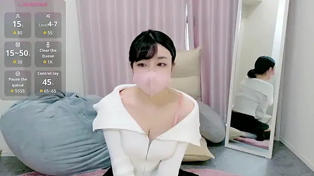 Yu-ko  online show from March 19, 5:51 am