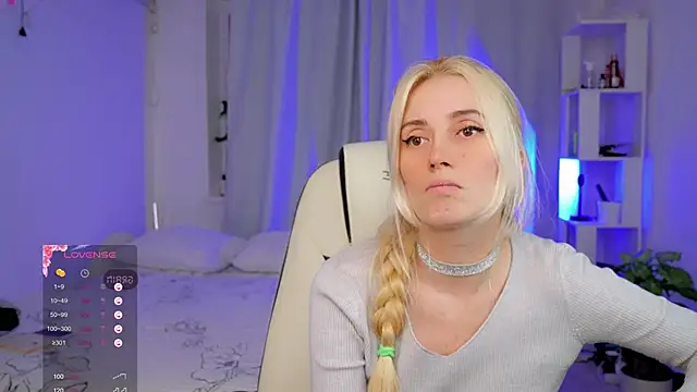 Myfeet inyourmouth online show from April 8, 6:09 pm