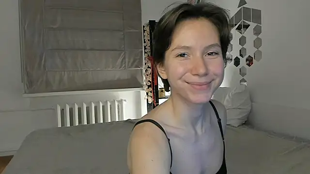 Snapshot of mint_ray chatting on May 2, 9:09 pm mint ray online show from May 2, 9:09 pm